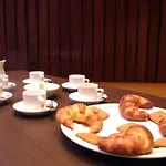 Hotel Restaurant L'hirondelle 2*