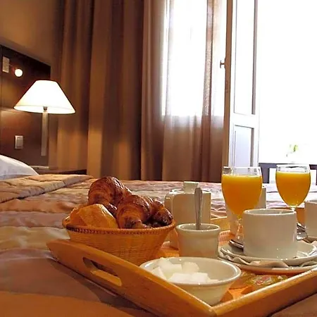 Restaurant L'hirondelle Hotel 2*