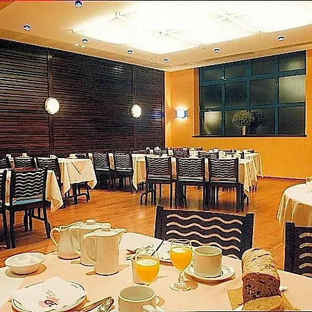 Restaurant L'hirondelle Hotel 2*