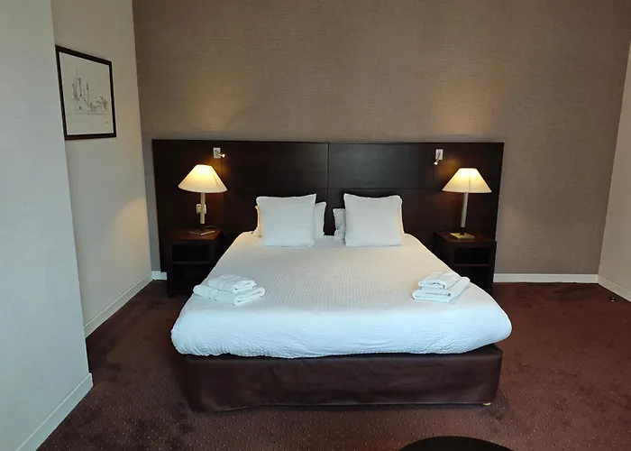 Restaurant L'hirondelle Hotel 2*